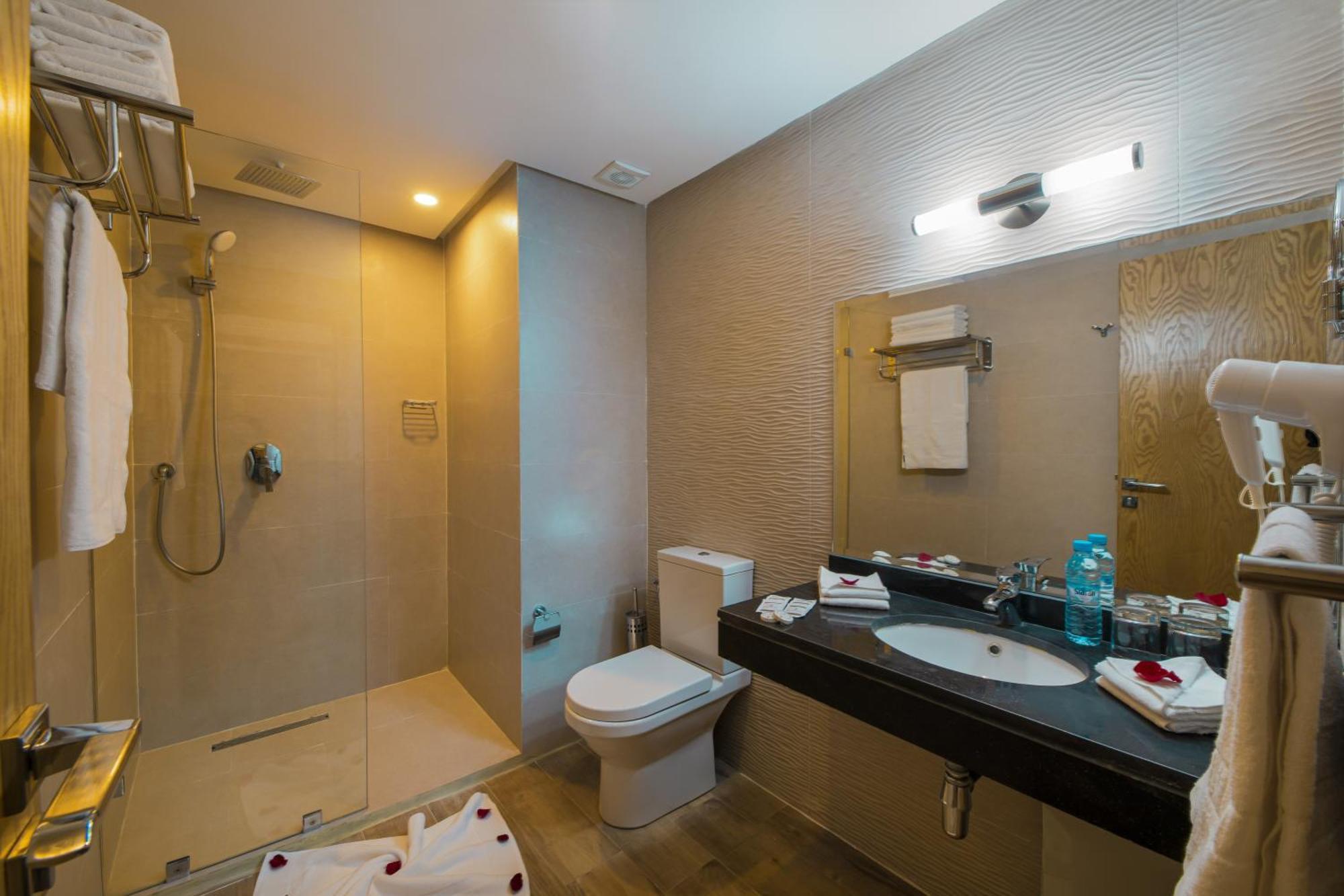 Deluxe Room,1499979889:JPEG